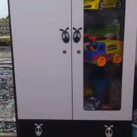 تخت و کمد بچه