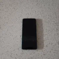 گوشی درحدنو