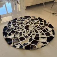 فرش دست دوز چرم وپوست