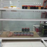 ویترین  شیشه ای