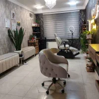 اجاره-صندلی-و-تخت-به-نیروی-حرفه-ای-درقلب-پرند