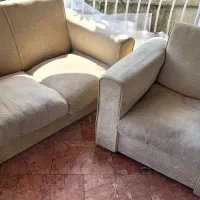 مبل راحتی تمیز بدون پارکی