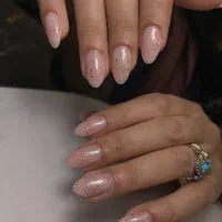 خدمات ناخن از ۷۰ تومن تا ۲۰۰ تومن