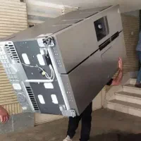 کارگر باربری اساس کشی و وسایل سنگین و چیدمان