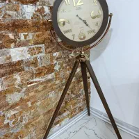 ساعت سه پایه