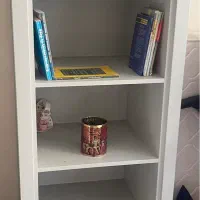 کتابخانه چوبی کاملا سالم