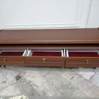 زیر تلوزیونی و اینه کنسول