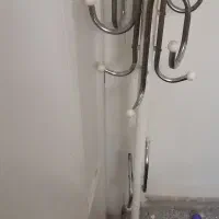 چوب لباسی ایستاده