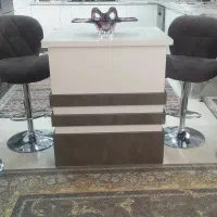 صندلی جک دار و جزیره