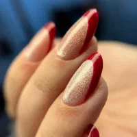 خدمات کاشت ناخون بابهترین کیفیت(سیدی)