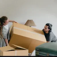 کارگر اساس کشی منزل و تخلیه بار