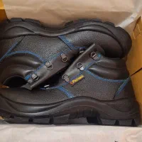 کفش ولباس کار|لباس|پردیس, فاز ۲|دیوار