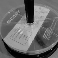 سیدی ۴گیگ و۷۰۰مگابایت مارک sony