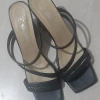 صندل پاشنه دار