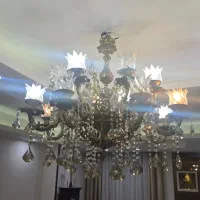 لوستر تمام برنج ۸ شاخه ۱۶ لاله