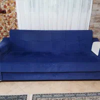 مبل هفت. نفره . میز خالی .جلو مبلی