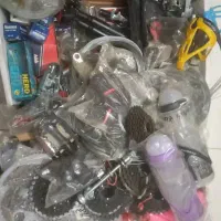 لوازم دوچرخه و تایر ۲۴ فقط