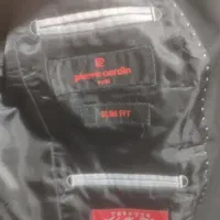 کت تک هاکوپیان|لباس|فردیس, فردیس|دیوار