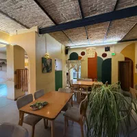 برای برندها لوکس ترین کافه دانشگاه تهران 125متر