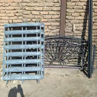 تخت تمام فلزی سالم وتمیز|تخت و سرویس خواب|تربت‌حیدریه, بهزیستی|دیوار