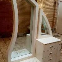 کمد دراور و میز آرایش