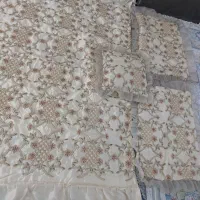 رو تختی سالم و تمیز و در حد نو