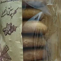 انواع کیک وکلوچه و ویفر فروش عمده و جزئی