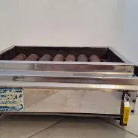 کباب پز گازی  با چدن روی شعله بدنه سالم