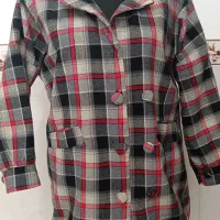 پالتو|لباس|قروه, |دیوار