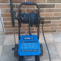 نظافت ساختمان و  شرکت و راه پله