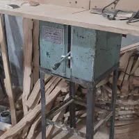 قطع کن با میز و صفحه