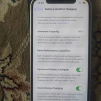 اپل iPhone 12 با حافظهٔ ۱۲۸ گیگابایت