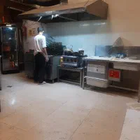 کارگر ساده و کمک آشپز برای سوخاری