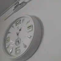 ساعت دیواری