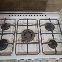 یک عدد اجاق گاز فردار به فروش می‌رسد