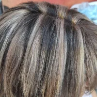 خدمات آرایشی  تضمینی خیابان امام خمینی|خدمات آرایشگری و زیبایی|تهران, دستغیب|دیوار