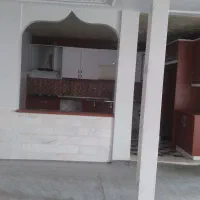 رهن  اجاره توافقی واحد۱۴۰ متر تاکستان خیابان غفاری