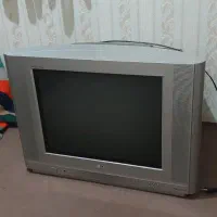 تلویزیون ال جی همراه با کنترل تخفیف هم دارد.