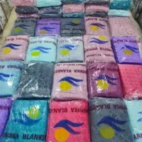 حراج پتو شادیلون|رختخواب، بالش، پتو|قم, قلعه کامکار|دیوار