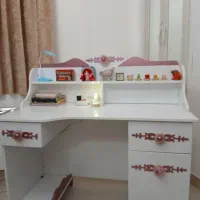 میز تحریر کودک و نوجوان