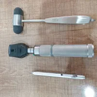 افتالموسکوپ ، چکش رفلکس ، پن لایت