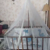 تخت گهواره کودک وارداتی به همراه سرویس خواب برند|تخت و صندلی بچه|همدان, |دیوار