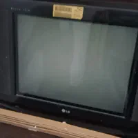 دو عدد تلویزیون
