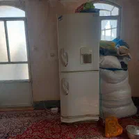 بخاطر کمبود جا میفروشمشکاملا سالمه|یخچال و فریزر|سلفچگان, |دیوار