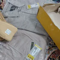 یک دست لباس کامل ۳۱۳ همراه پوتین نو|لباس|قم, باجک دو|دیوار