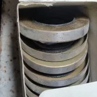 لوازم یدکی مزدا جیپ لندرور تویوتا پاترول نو کمیاب