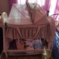تخت گهواره ای کودک
