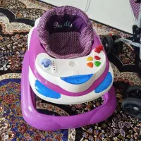 کالسکه و روروئک|کالسکه و لوازم جانبی|ری, شهادت|دیوار