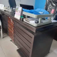 میز کار همراه با صندلی