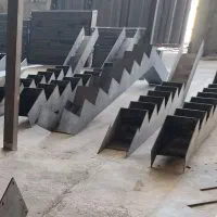 نجار جوشکار رنگکار رنگ کار کارگرساده جای خواب